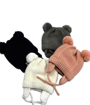 Lovely knit hat with cat ears is irresistible
